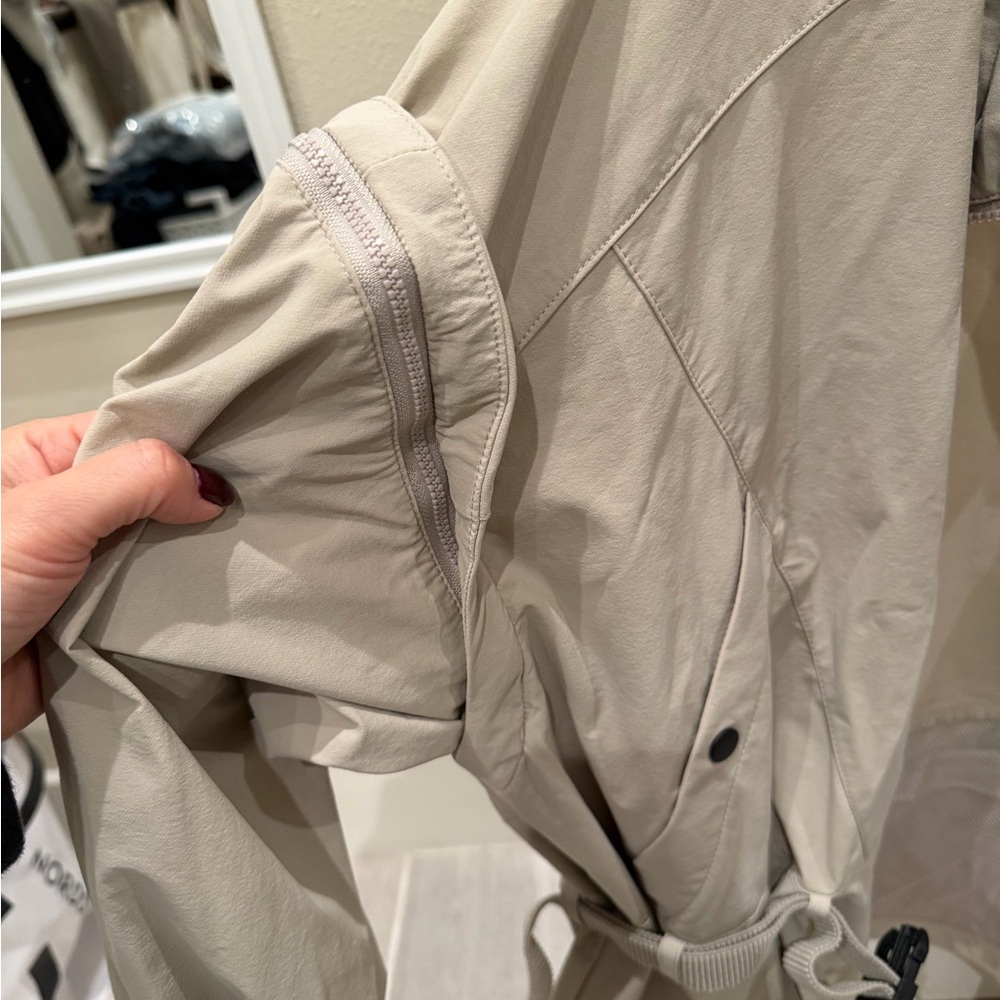 H&M Beige Utility Jacket - Picture 5 of 14